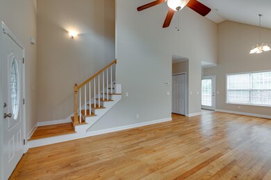 332 Oliver St-4
