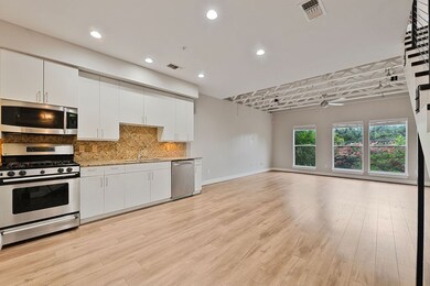 1616 Elgin St unit 11, Houston, TX 77004 - photo 4