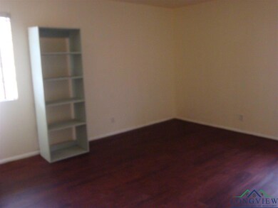 1106 Lake Dr, Longview, TX 75601 - photo 7