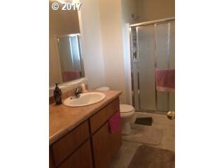 Bathroom, Attached