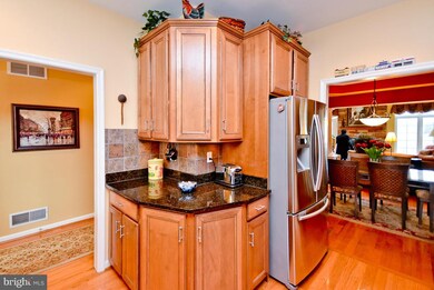 7275 Pebble Creek Dr, Elkridge, MD 21075 - photo 5