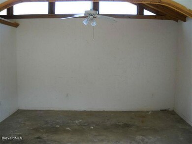 Vaulted & Transome Windows