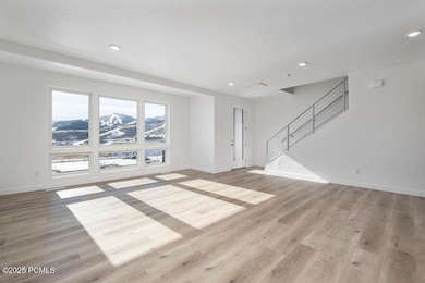005_garbett_homes-4_130MLS