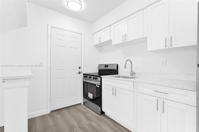 13210 Memorial Hwy unit 103, Miami, FL 33161 - photo 4