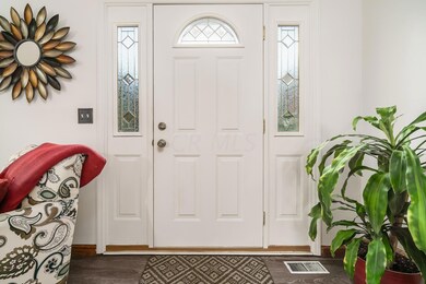 454 Clairbrook Ave, Columbus, OH 43228 - photo 3