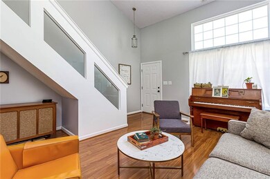 674 Pine Lake Dr, Greenwood, IN 46143 - photo 5