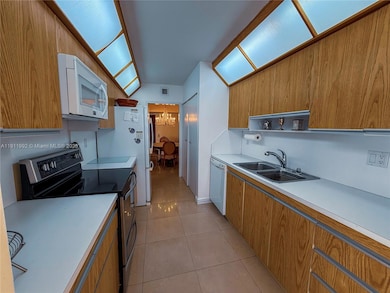 Turnberry Isle unit 5B, Aventura, FL 33180 - photo 6