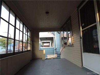 Porch - Open