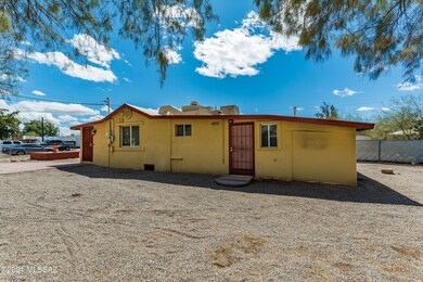 3231 N Geronimo Ave, Tucson, AZ 85705 - photo 2