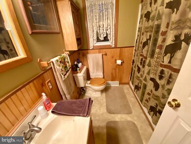 3019 Marion St, Reading, PA 19605 - photo 4