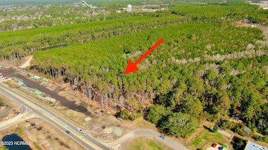 1676 N Howe St, Southport, NC 28461 - photo 3