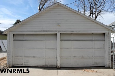 410 S Howard St, Kimball, NE 69145 - photo 4