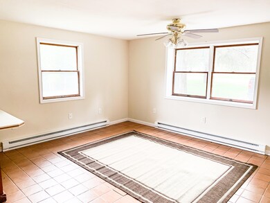 1053 Towpath Rd, Hawley, PA 18428 - photo 7