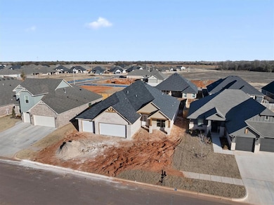 4908 Misty Wood Ln, Mustang, OK 73064 - photo 3