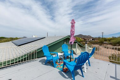 Large, maintained observation deck