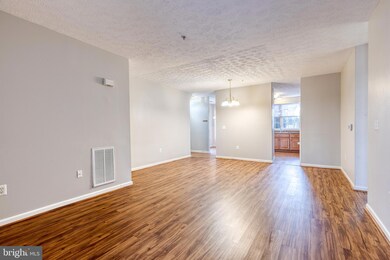 736 Heather Stone Loop unit 74, Glen Burnie, MD 21061 - photo 5