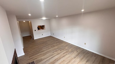 25 Janet Cir unit F, Bridgeport, CT 06606 - photo 5