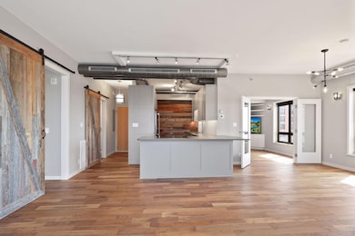 168 6th St E unit 2702, Saint Paul, MN 55101 - photo 5