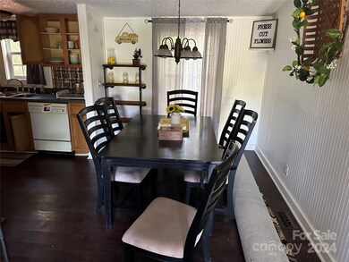 60 Velvet Ridge Ln, Asheville, NC 28806 - photo 5