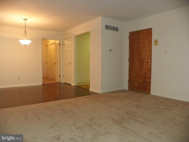 44 S Lansdowne Ave unit 101, Lansdowne, PA 19050 - photo 2