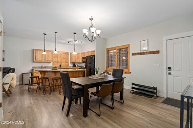Dining & Entry