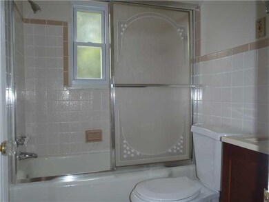 Full Bath.
