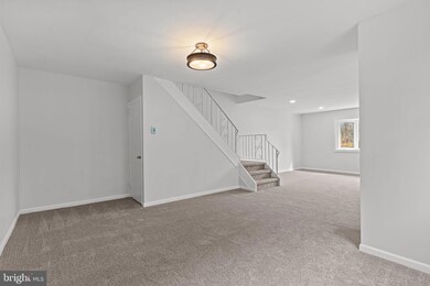 9029 Eastview Rd, Philadelphia, PA 19152 - photo 4