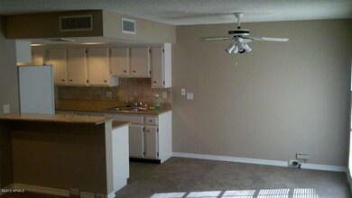 10421 N 11th St unit 2, Phoenix, AZ 85020 - photo 5