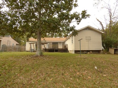 518 Hillcrest Ave, McComb, MS 39648 - photo 2