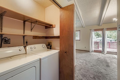 1330 4th St E, Saint Paul, MN 55106 - photo 5