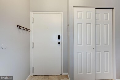 11554 Rolling Green Ct unit 100, Reston, VA 20191 - photo 6