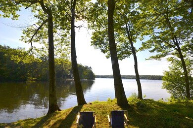 22 Spring Cove Ln Pleasant Pond07