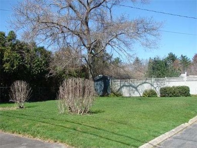 120 Hersey Ln, Abington, MA 02351 - photo 4