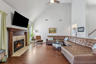 101 S Poplar Ave, Broken Arrow, OK 74012 - photo 5