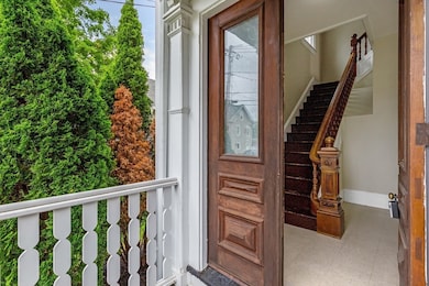 34 Warren St unit 3, Stoneham, MA 02180 - photo 2