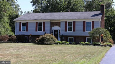 903 Sugar Pine Dr, Bear, DE 19701 - photo 2