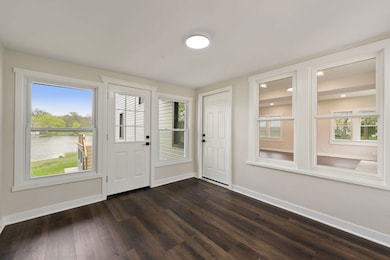 6N362 Riverside Dr, Saint Charles, IL 60174 - photo 4