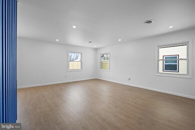 49 Perennial Ln, Willingboro, NJ 08046 - photo 5