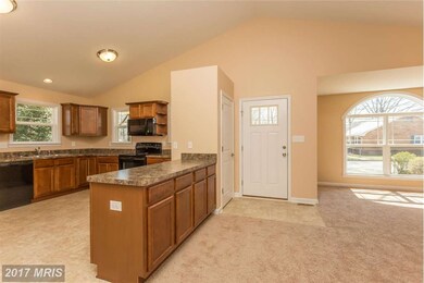 23 5th St, Colonial Beach, VA 22443 - photo 3