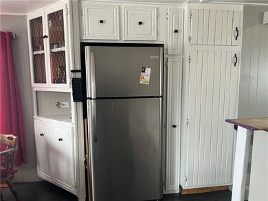 2409 Rollahome Dr, Erie, PA 16506 - photo 5