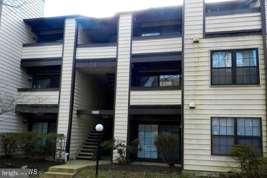 1605 Carriage House Terrace unit D, Silver Spring, MD 20904 - photo 2