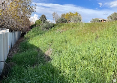 1676 S Lakewood Dr, Orem, UT 84058 - photo 3