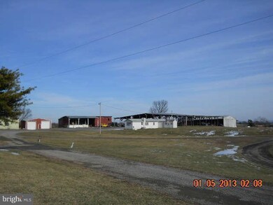 233 E Parkins Mill Rd, Winchester, VA 22602 - photo 2