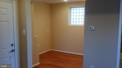 2801 R St SE unit 3, Washington, DC 20020 - photo 3