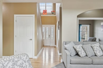 7-web-or-mls-N97W14613 Rimrock Rd-040420