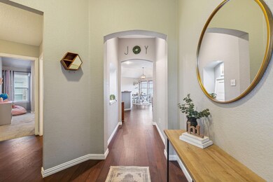 821 Jodie Dr, Weatherford, TX 76087 - photo 2