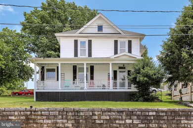 470 N Massanutten St, Strasburg, VA 22657 - photo 3