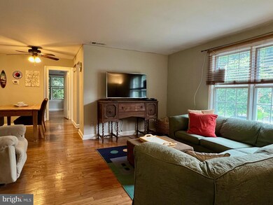 818 S Arlington Mill Dr unit 302, Arlington, VA 22204 - photo 6