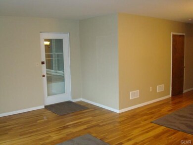 253 Spring St unit B, Bethlehem, PA 18018 - photo 7