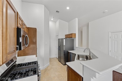 5545 Dueces Wild Ct unit 101, Las Vegas, NV 89122 - photo 7